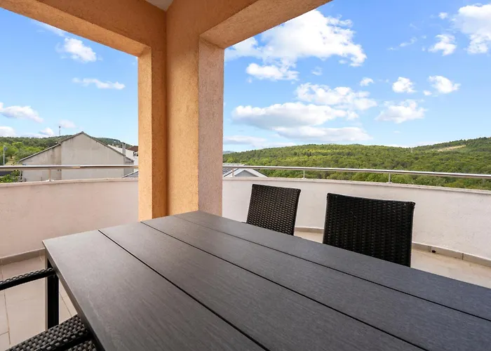 Desiree - Sibenik アパート ビリセ