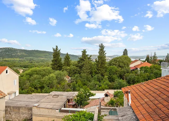 アパート Desiree - Sibenik ビリセ